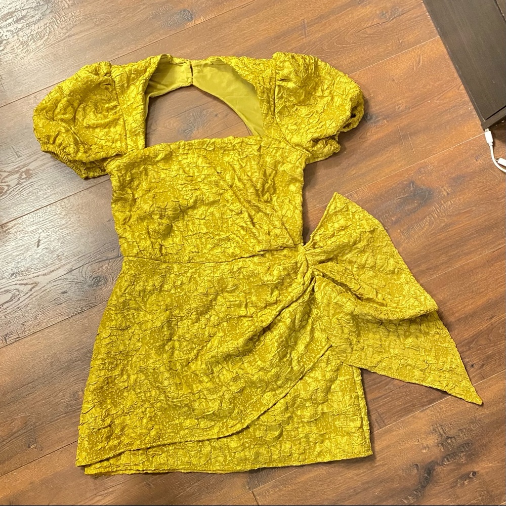 I never worn it @ blouse dress